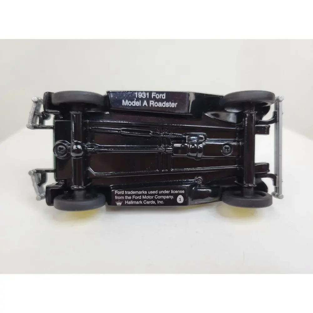 1931 Ford Model A Roadster 'Vintage Roadsters' Series # 1 Hallmark 1998 Ornament